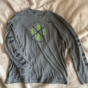 Men’s Nike long sleeve